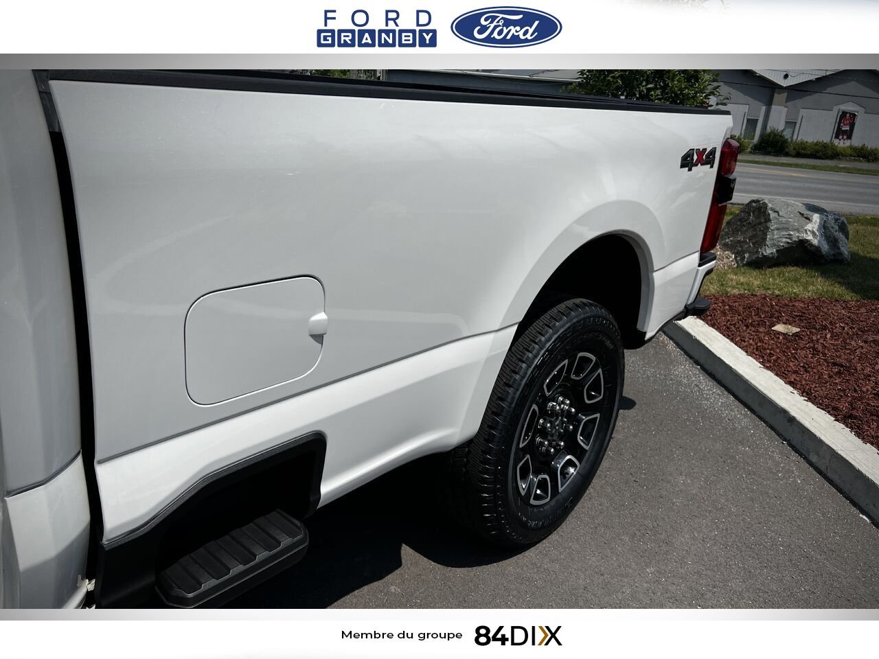 Ford Super Duty F-250 SRW 2025 Blanc Granby - photo #17