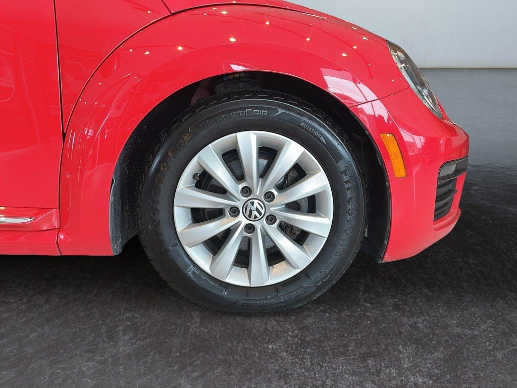 Volkswagen BEETLE 2018 Rouge Mont-Laurier - photo #15