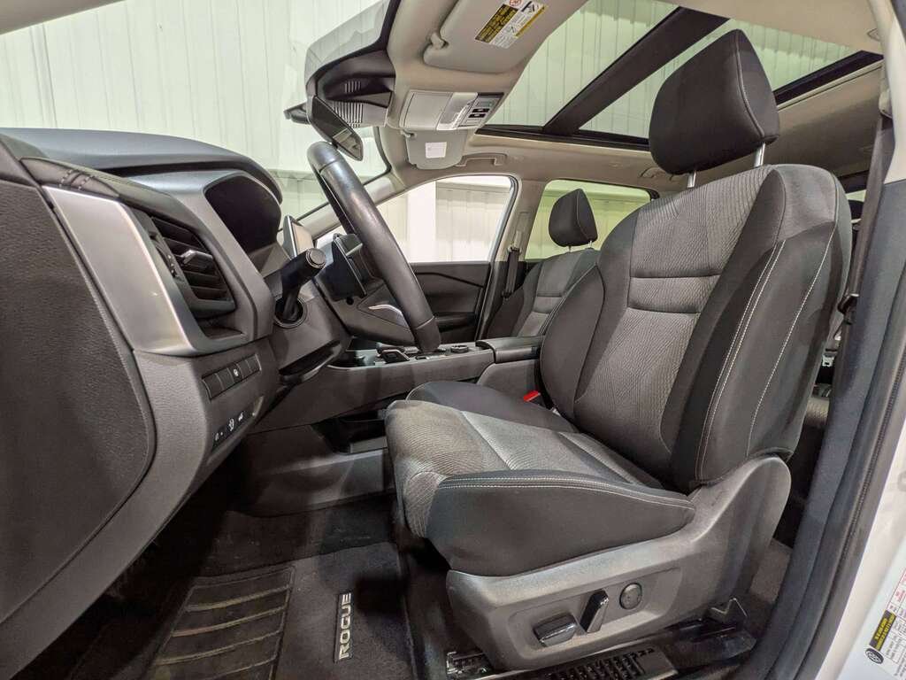 Nissan Rogue 2024 Blanc Val-David - photo #1