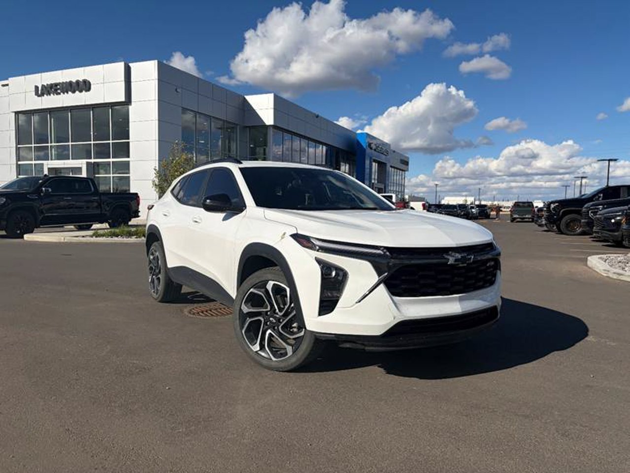2024 Chevrolet Trax FWD 4dr 2RS White Sherwood Park - photo #1
