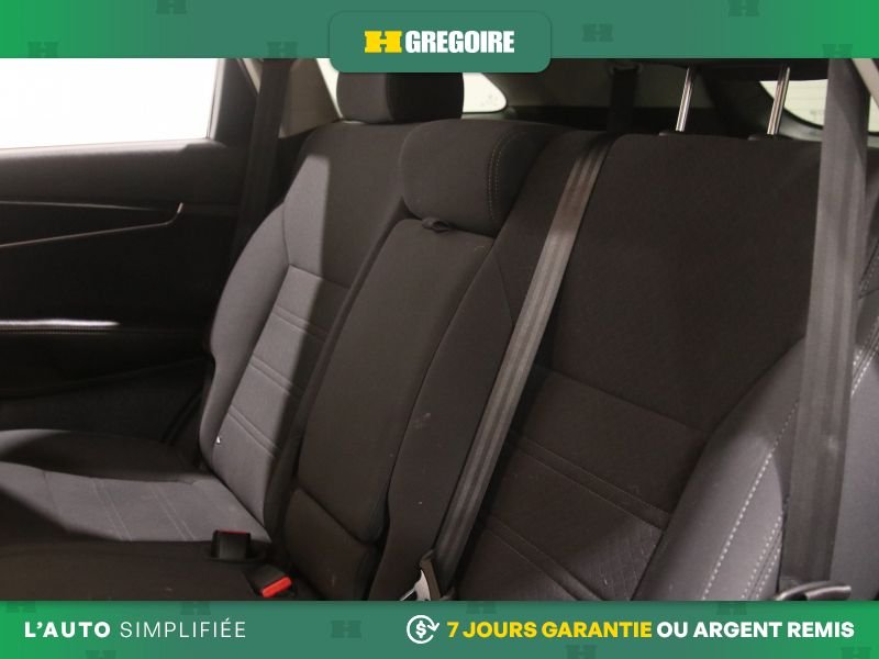 2019 Kia Sorento White Laval - photo #27