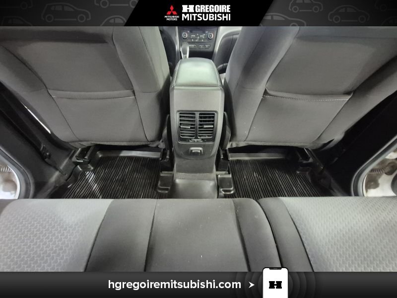 2018 Ford Escape White Laval - photo #28
