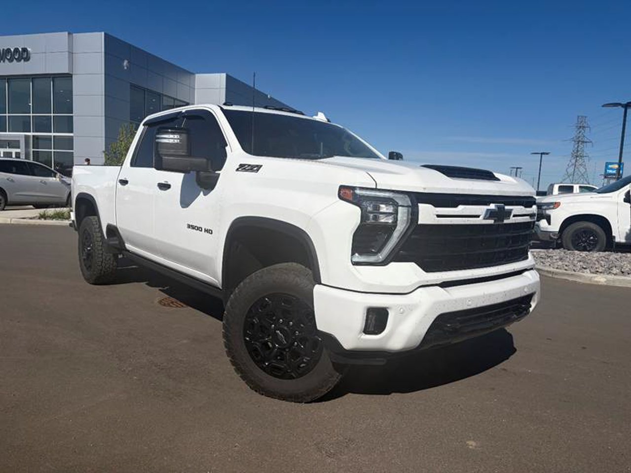 2024 Chevrolet Silverado 3500HD 4WD Crew Cab 159 LTZ White Sherwood Park - photo #1