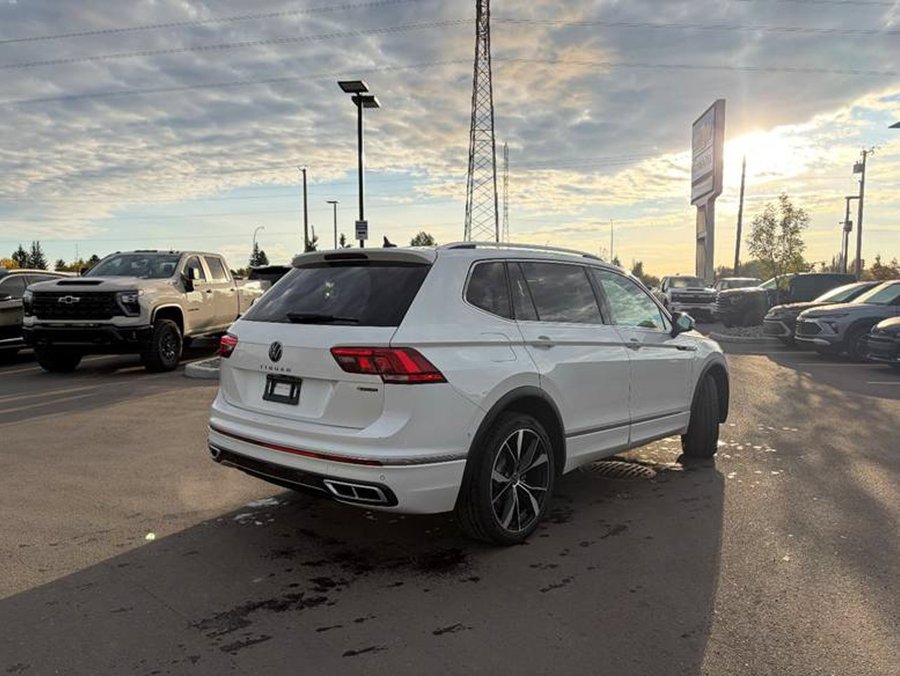 2024 Volkswagen Tiguan Highline R-Line 4Motion 2.0T | Panoramic Sunroof White
