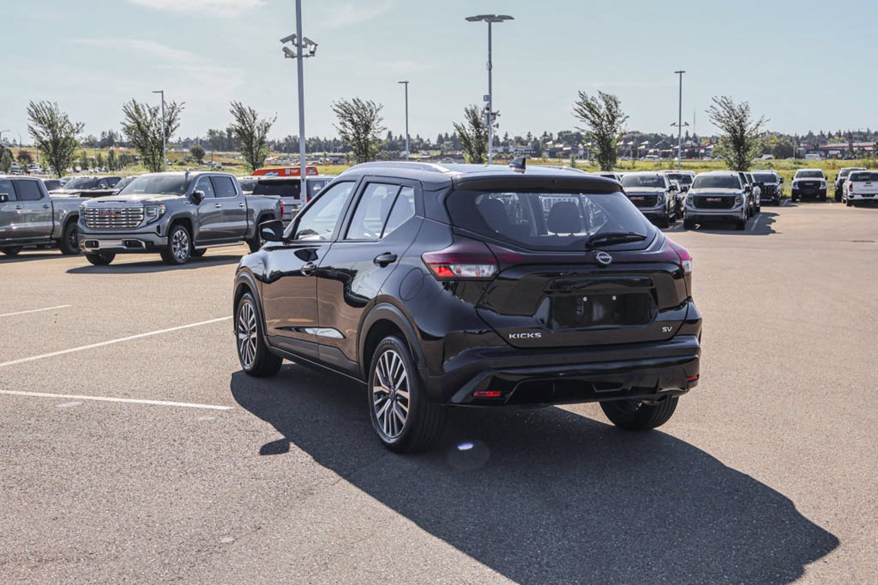 2024 Nissan Kicks SV FWD Black Sherwood Park - photo #14