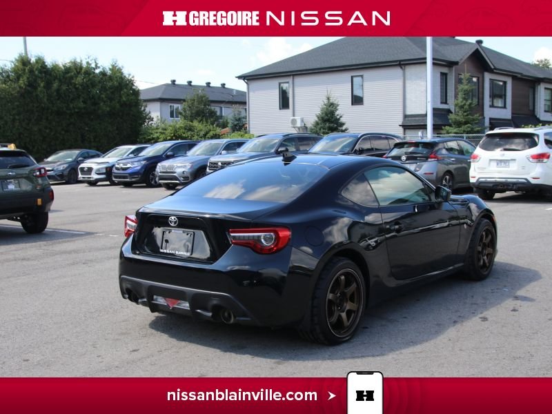 Toyota 86 2017 Noir Blainville - photo #8