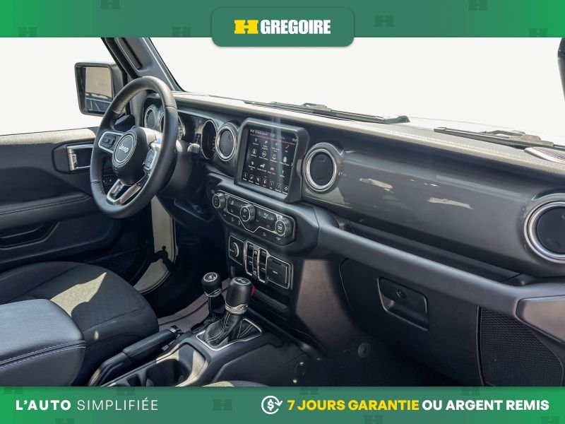 2023 Jeep Wrangler White Blainville - photo #11
