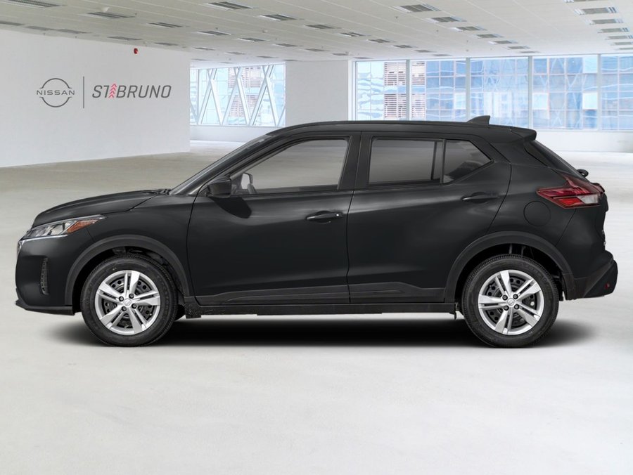 2025 Nissan Kicks Play S TA Super Black