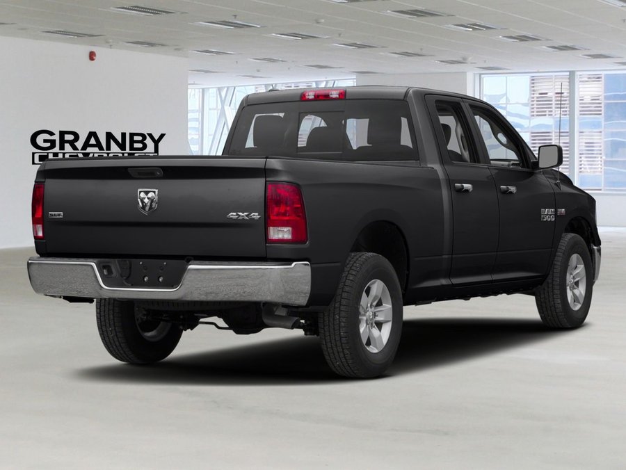 2016 Ram 1500 Cabine quad 4RM, 140,5 po SLT Black