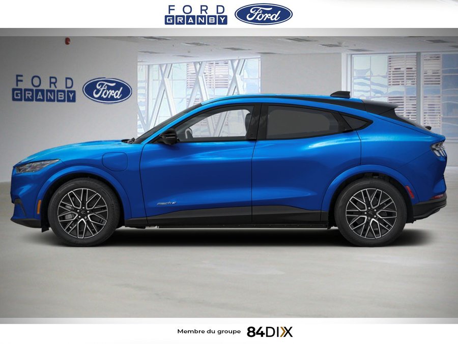 Ford Mustang Mach-E Haut de gamme TI 2026 Bleu vélocité métallisé