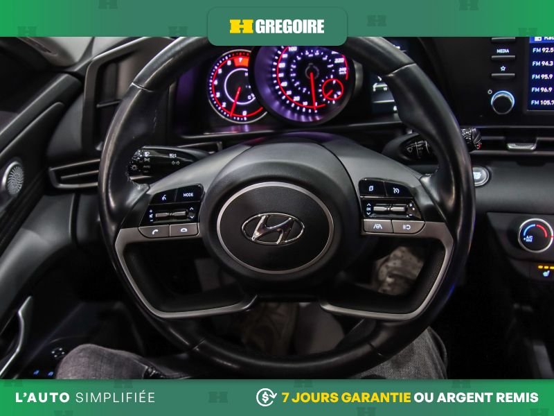 Hyundai Elantra 2022 Blanc Saint-Eustache - photo #17
