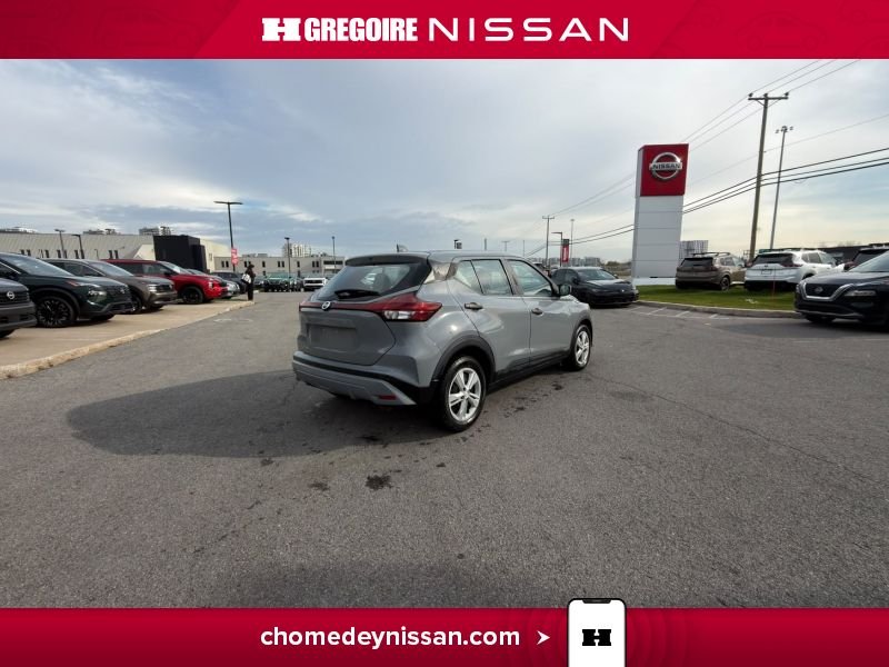 2021 Nissan Kicks Grey Laval - photo #10