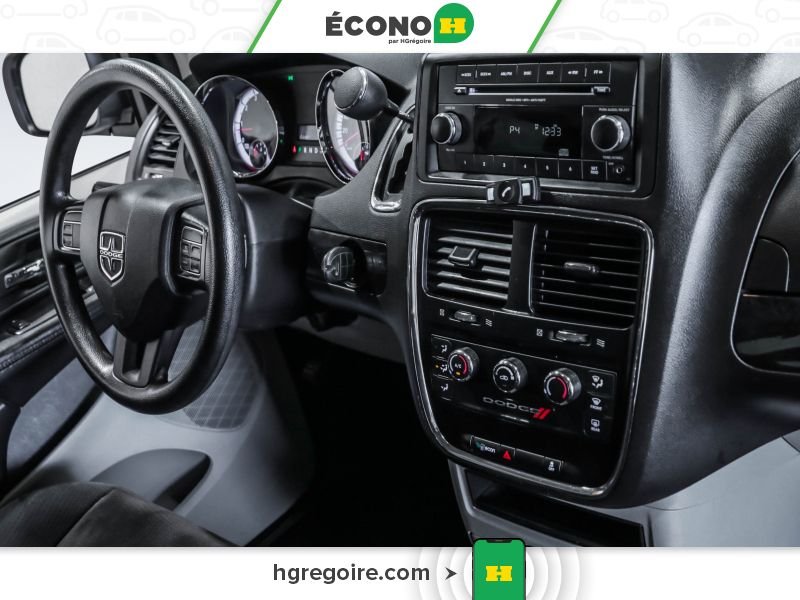 2017 Dodge GR Caravan White Laval - photo #19