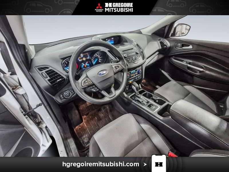 2018 Ford Escape White Blainville - photo #17