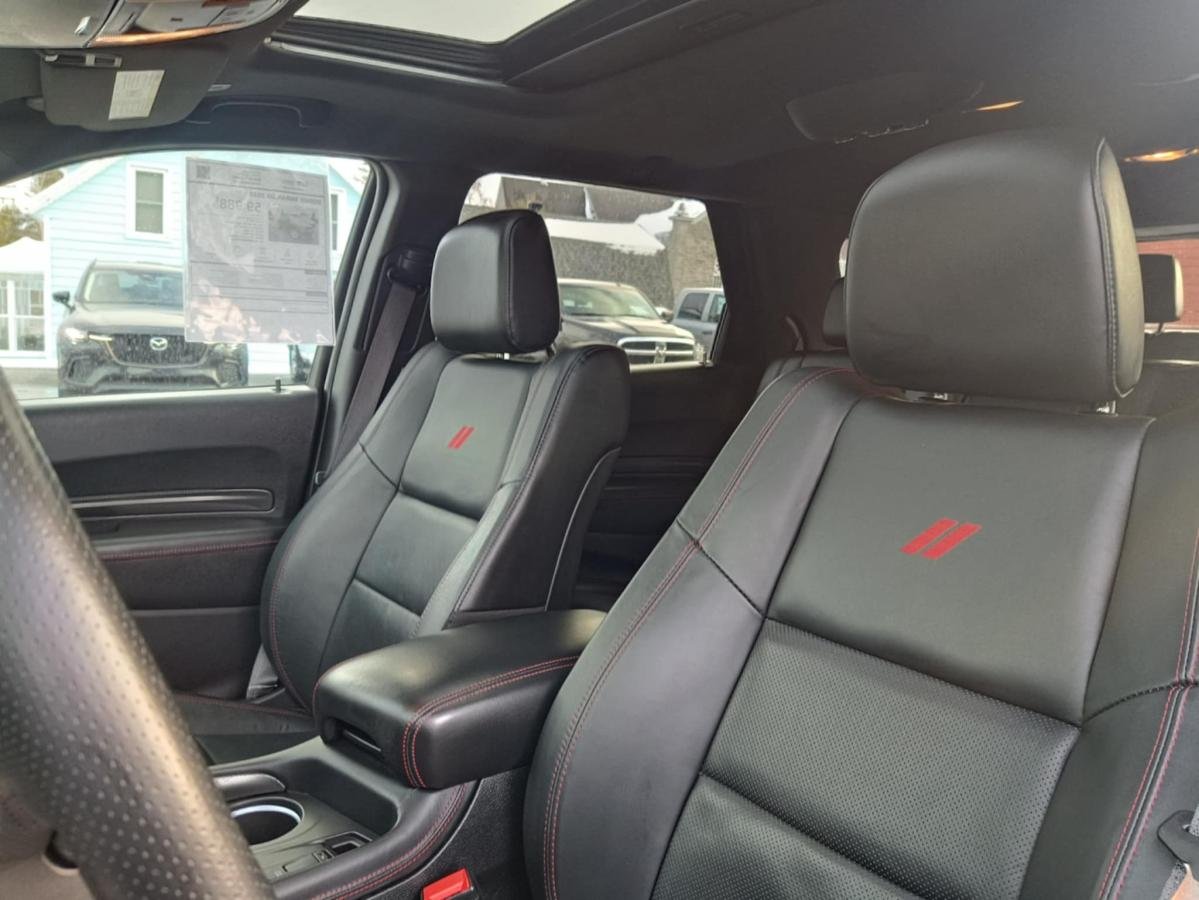 2025 Dodge Durango Black Lac Mégantic - photo #10