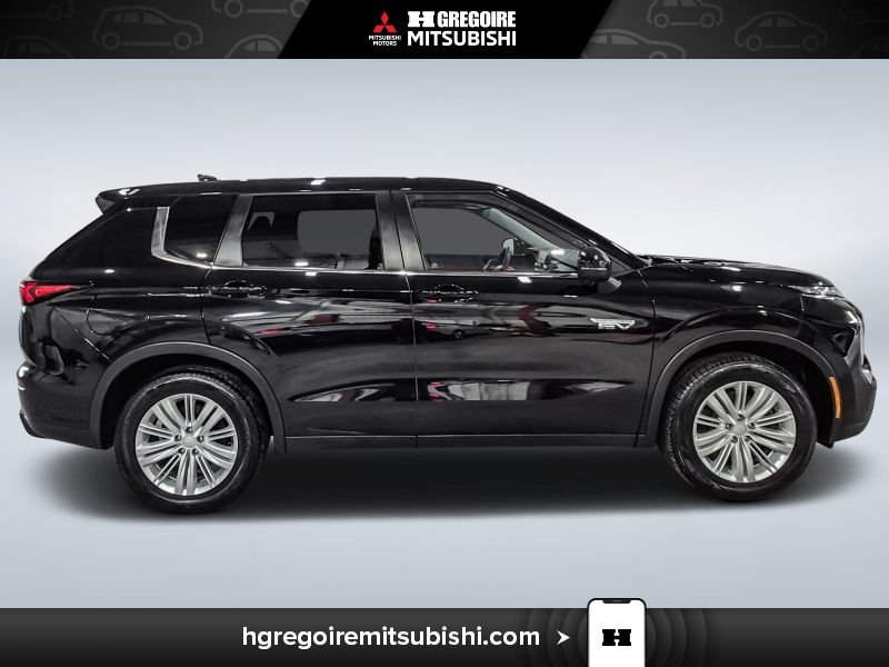 Mitsubishi Outlander PHEV 2023 Noir Blainville - photo #10