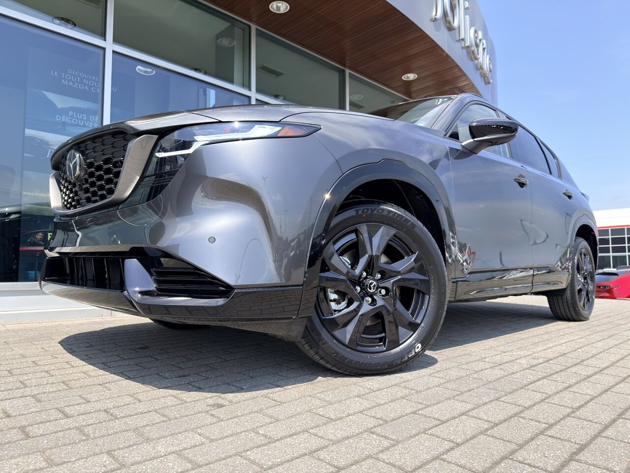 MAZDA CX-5 2026 Gris mécanique métallisé Notre-Dame-des-Prairies - photo #2