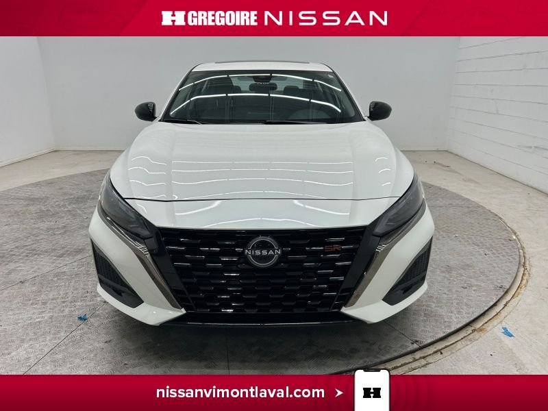 Nissan Altima SR CARPLAY awd CAMERA a partir de 2.99% 2025 Blanc