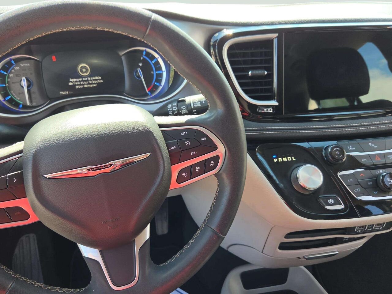 Chrysler Pacifica 2022 Bleu Gatineau - photo #9