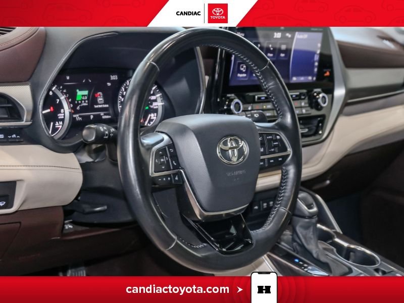 2021 Toyota Highlander Blue Laval - photo #11