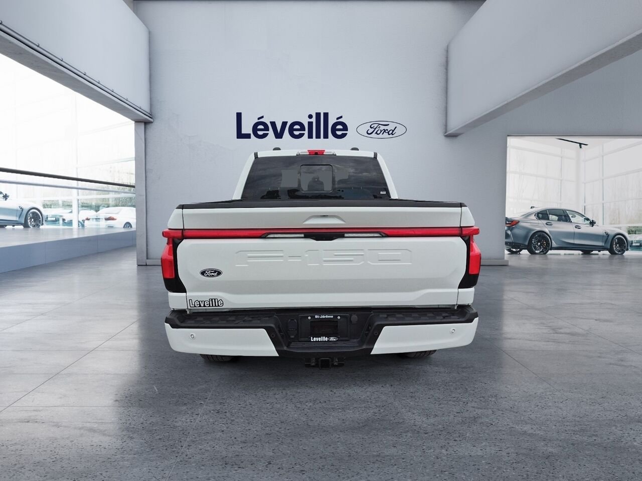 2024 Ford F-150 Lightning White Saint-Jérôme - photo #2