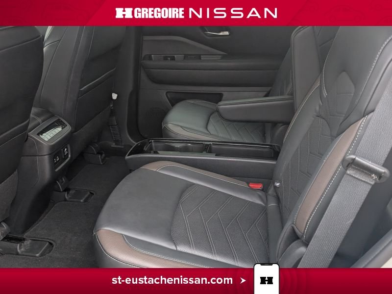 2024 Nissan Pathfinder White Saint-Eustache - photo #12