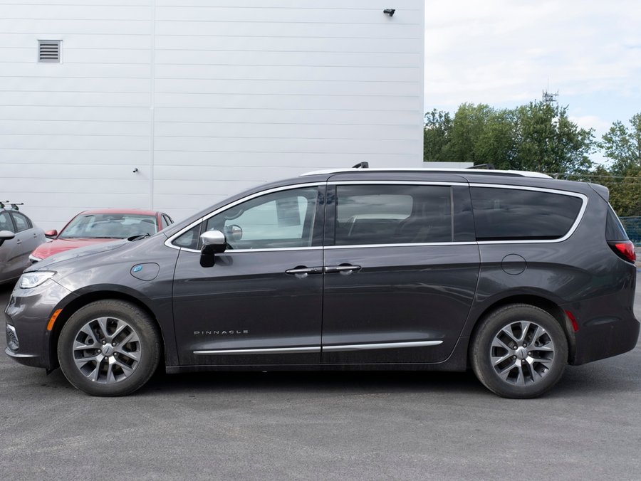 2023 Chrysler Pacifica Hybrid Pinnacle 2RM Grey