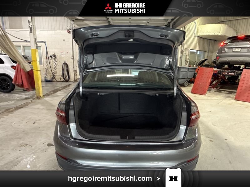 Volkswagen Jetta 2026 Gris Blainville - photo #18