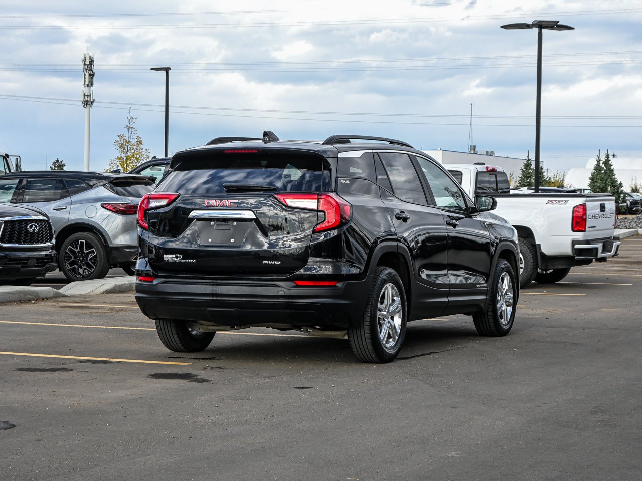 2024 GMC Terrain AWD 4dr SLE Black Sherwood Park - photo #12