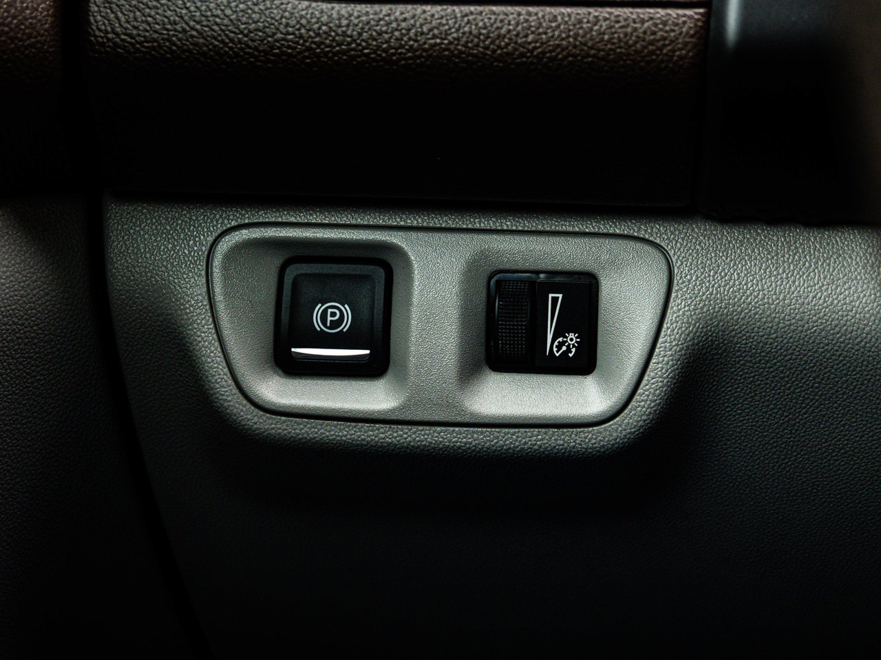 2023 GMC Acadia AWD 4dr SLE Red Sherwood Park - photo #19