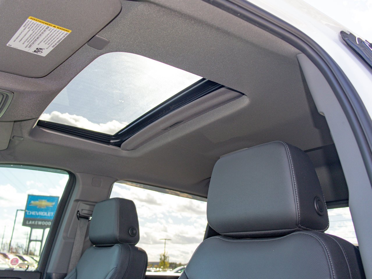 2024 Chevrolet Silverado 3500HD 4WD Crew Cab 159 LTZ White Sherwood Park - photo #17