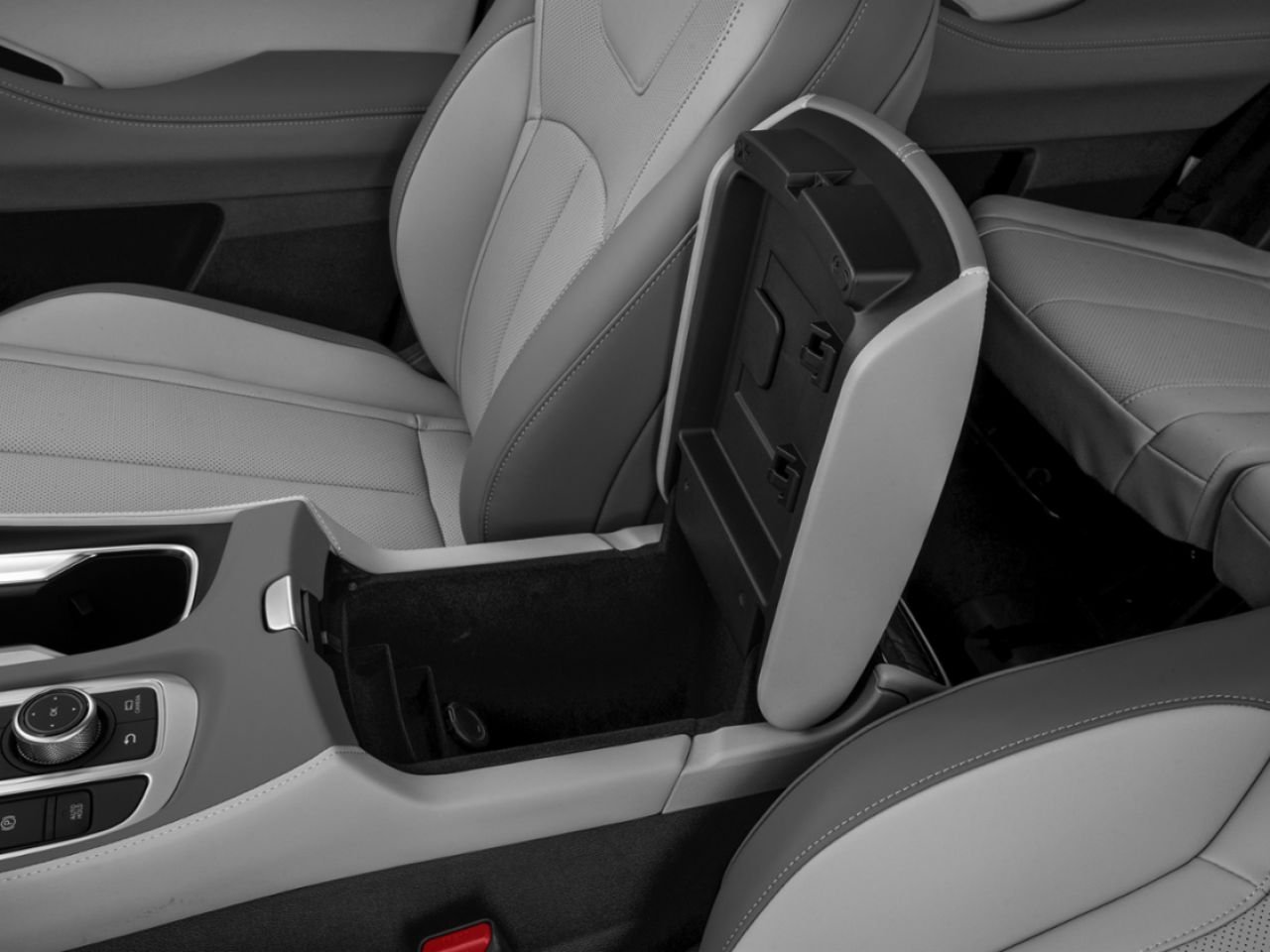 2026 INFINITI QX60 Radiant White Pearl Blainville - photo #4
