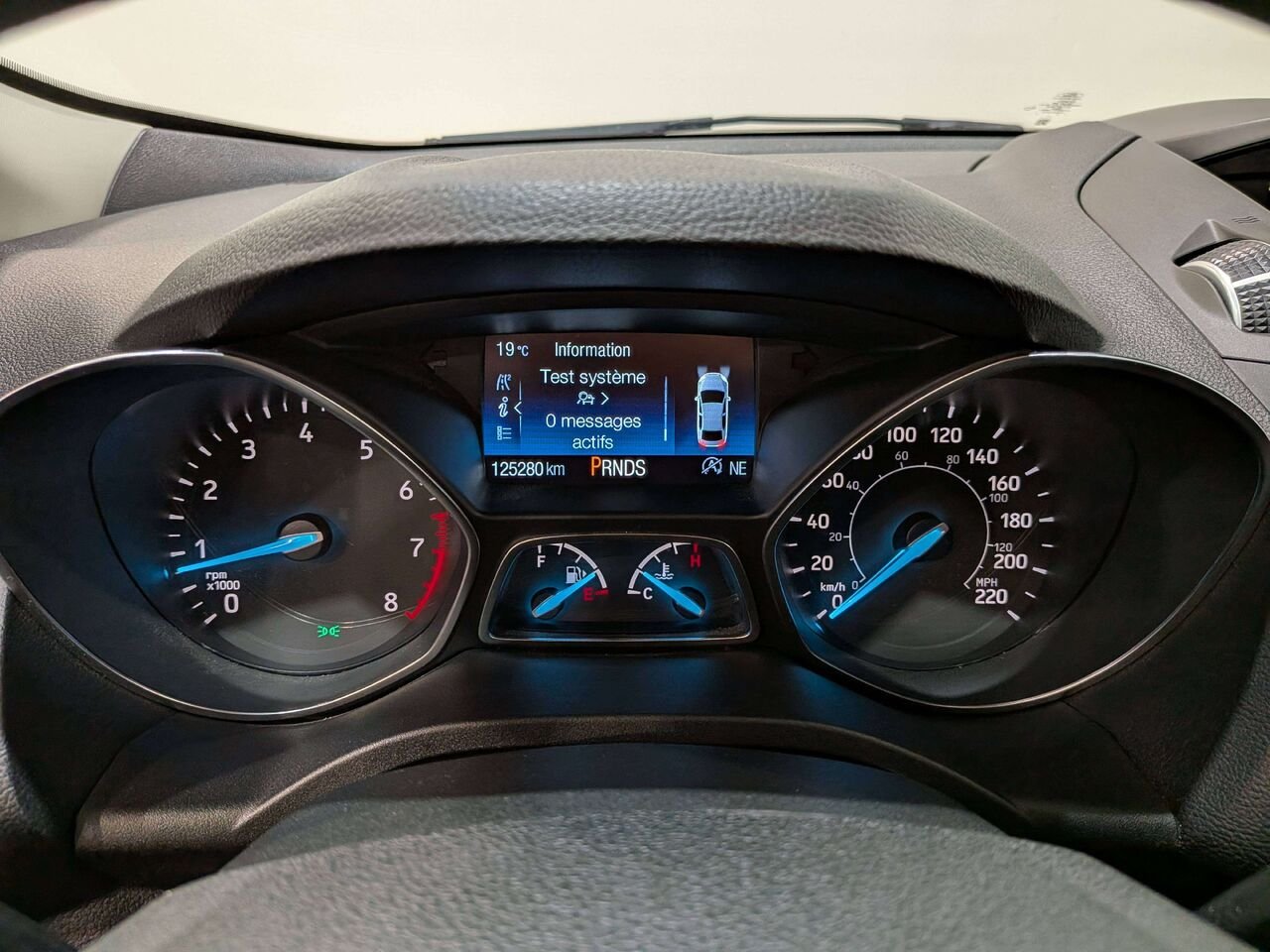 Ford Escape SE 4WD 2018 Bleu Val-David - photo #16