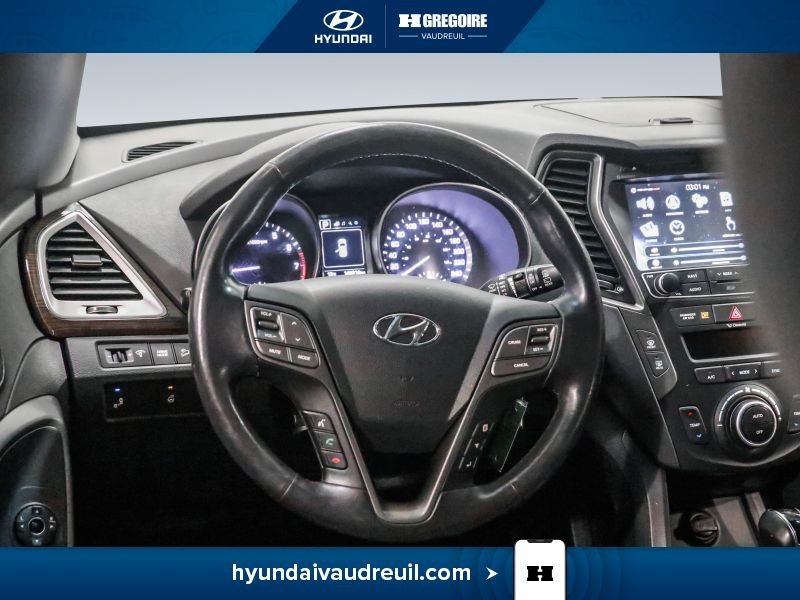2017 Hyundai Santa Fe Grey Laval - photo #20