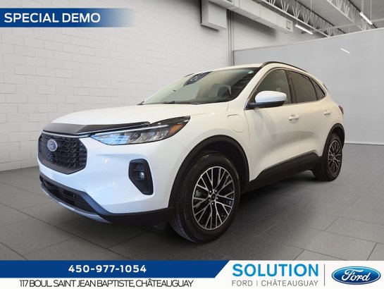 2025 Ford Escape VHR TA Star White Metallic Tri-Coat