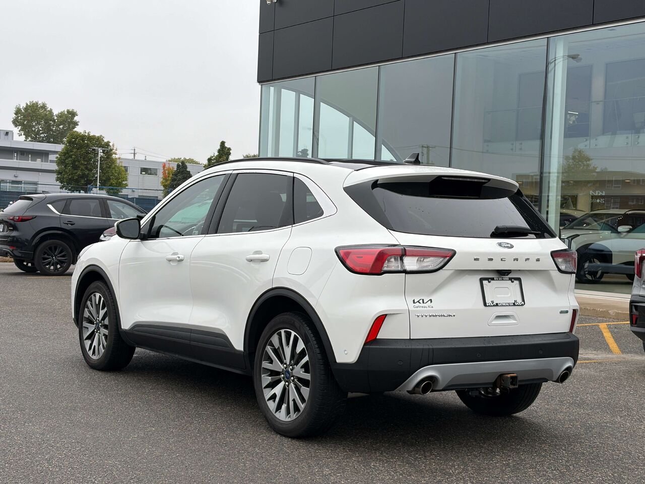 2020 Ford Escape White Gatineau - photo #3
