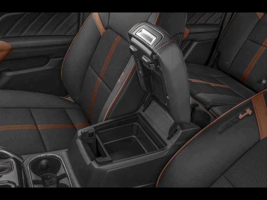 GMC Canyon AT4 cabine multiplace 4RM 2026 NOIR ONYX