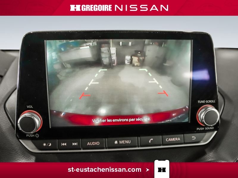 Nissan Sentra 2022 Rouge Laval - photo #21