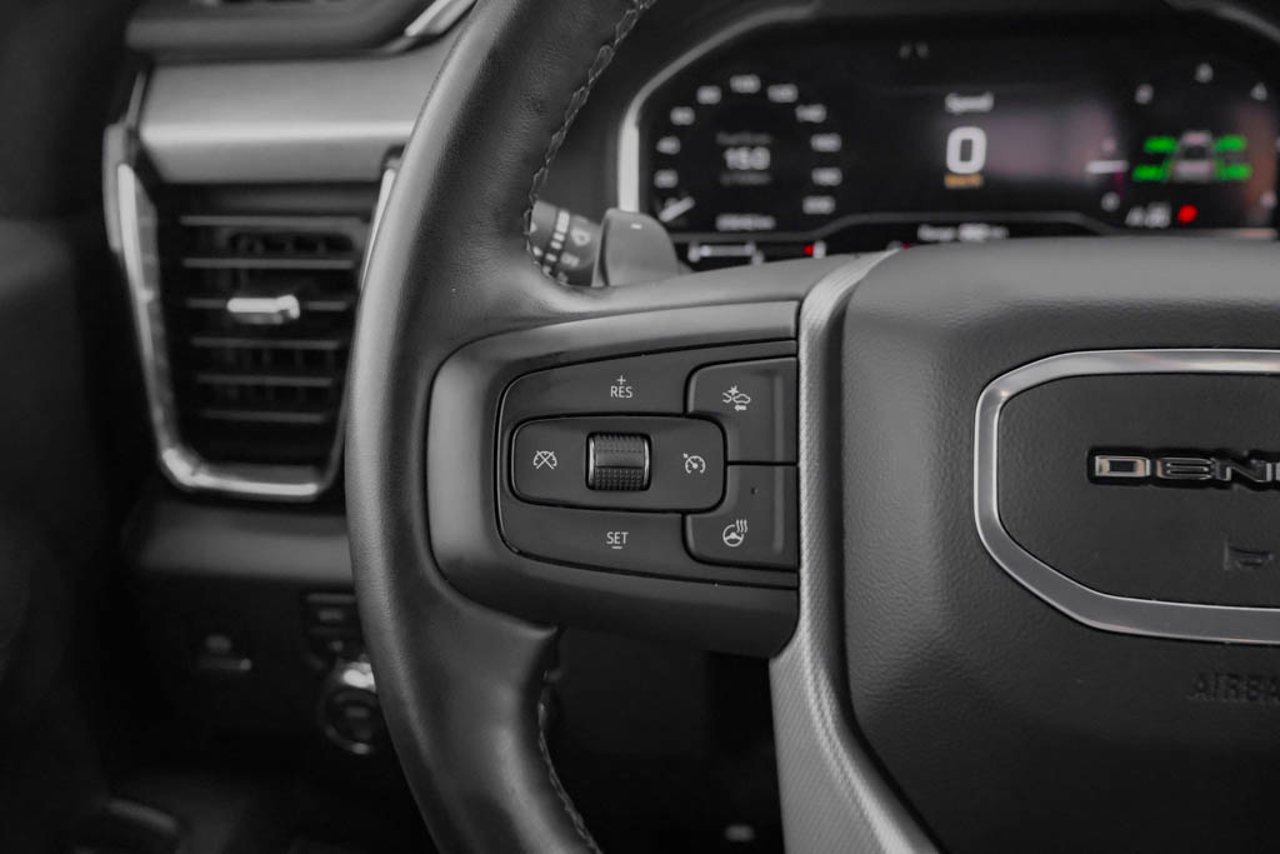 2025 GMC Sierra 1500 4WD Crew Cab 147 Denali White Sherwood Park - photo #20