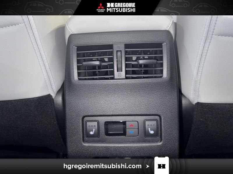 2024 Mitsubishi Outlander Red Laval - photo #28