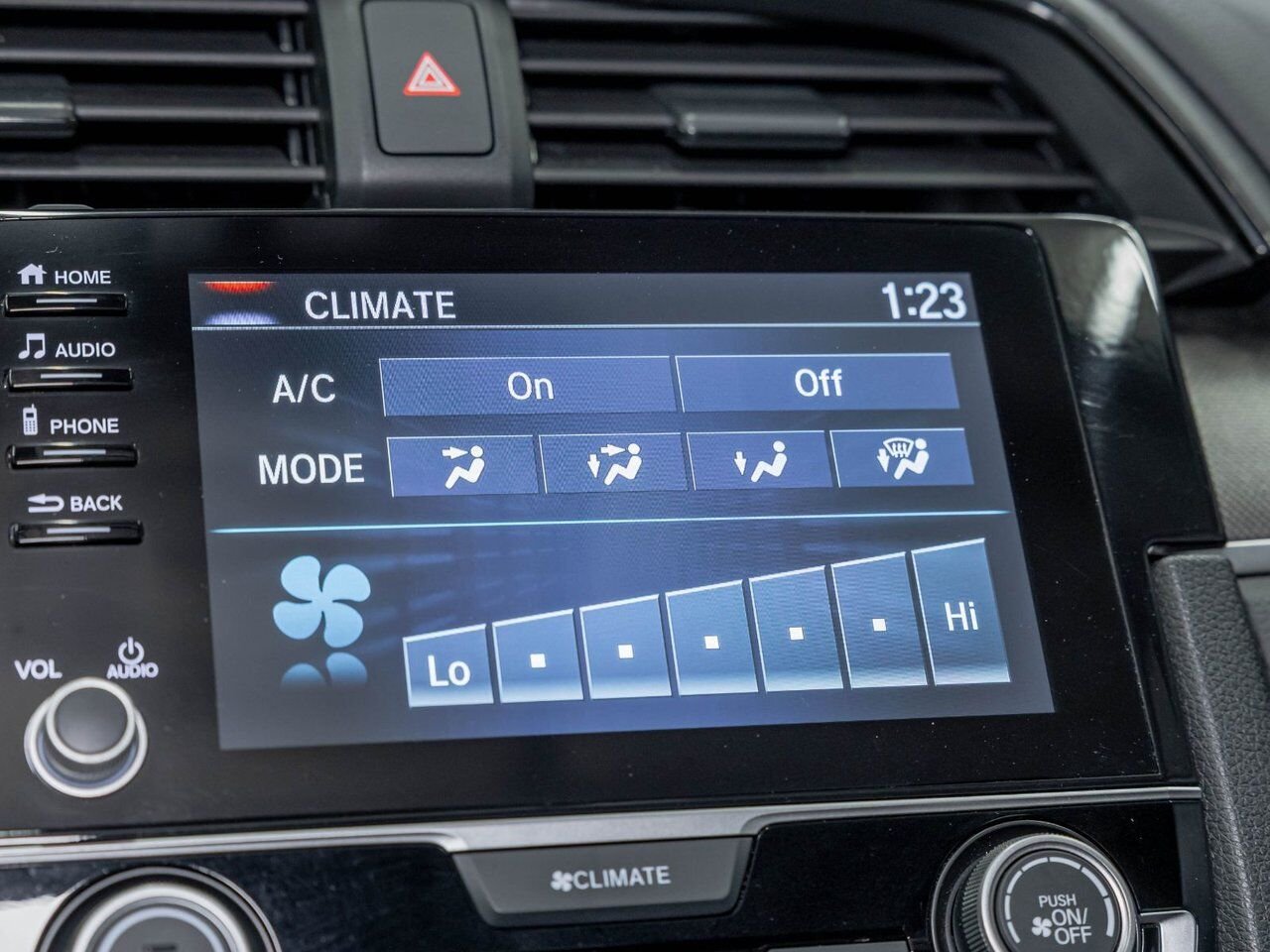 Honda Civic LX AUTOMATIQUE *SIEGES CHAUF* CARPLAY *GR SECURITE 2021 Gris Saint-Jérôme - photo #18