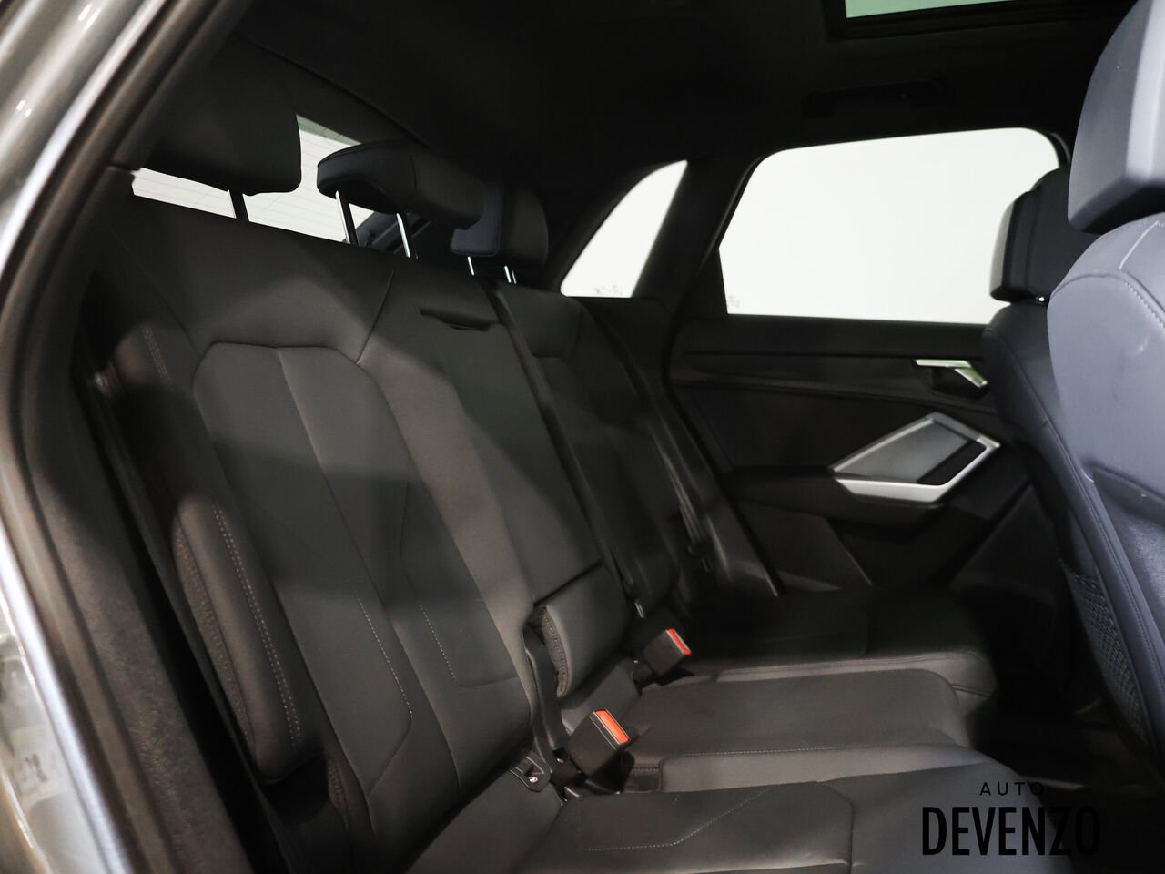 Audi Q3 2025 Gris Saint-Eustache - photo #9