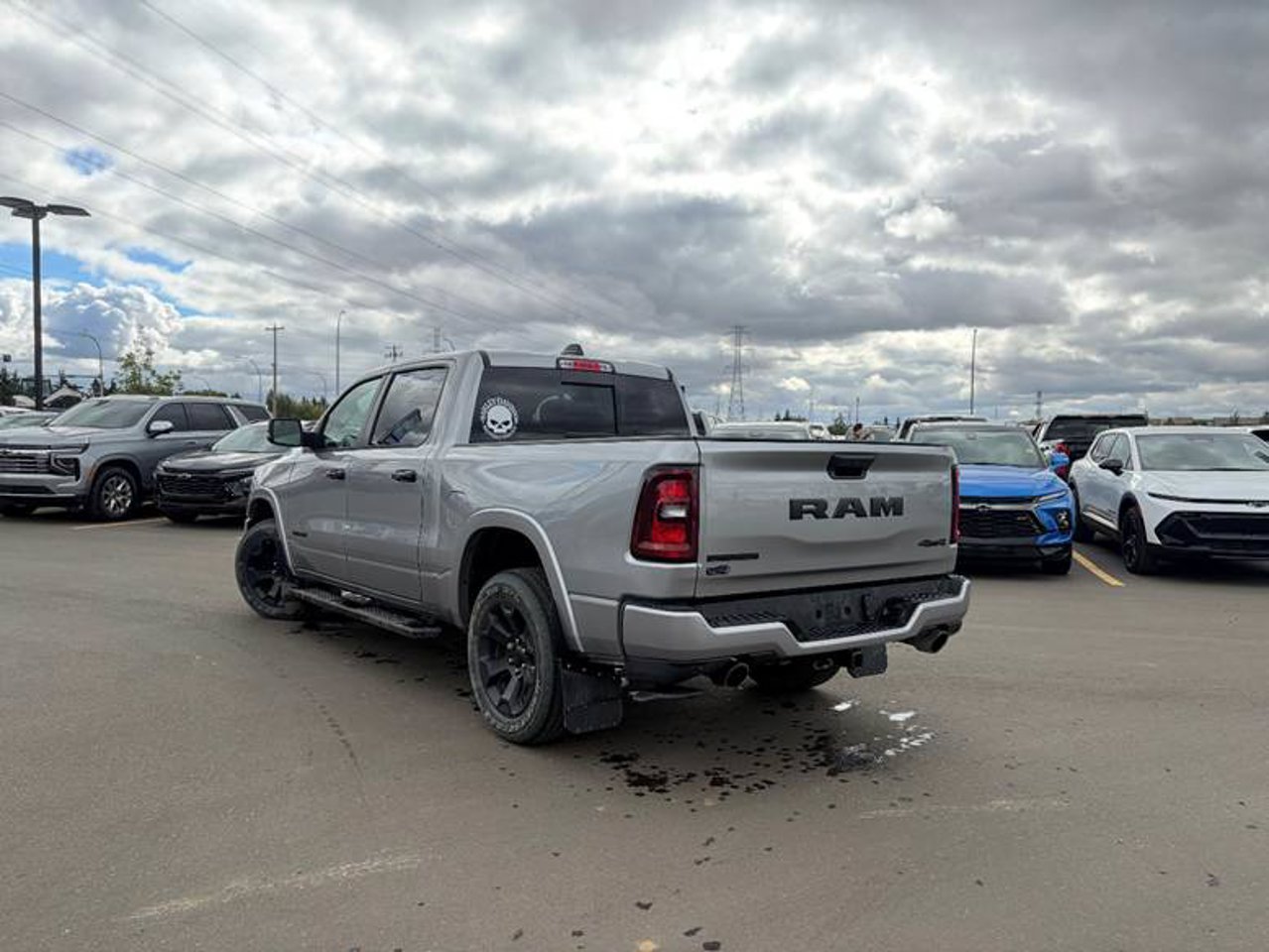 2025 Ram 1500 Big Horn 4x4 Crew Cab 5'7 Box Grey Sherwood Park - photo #3
