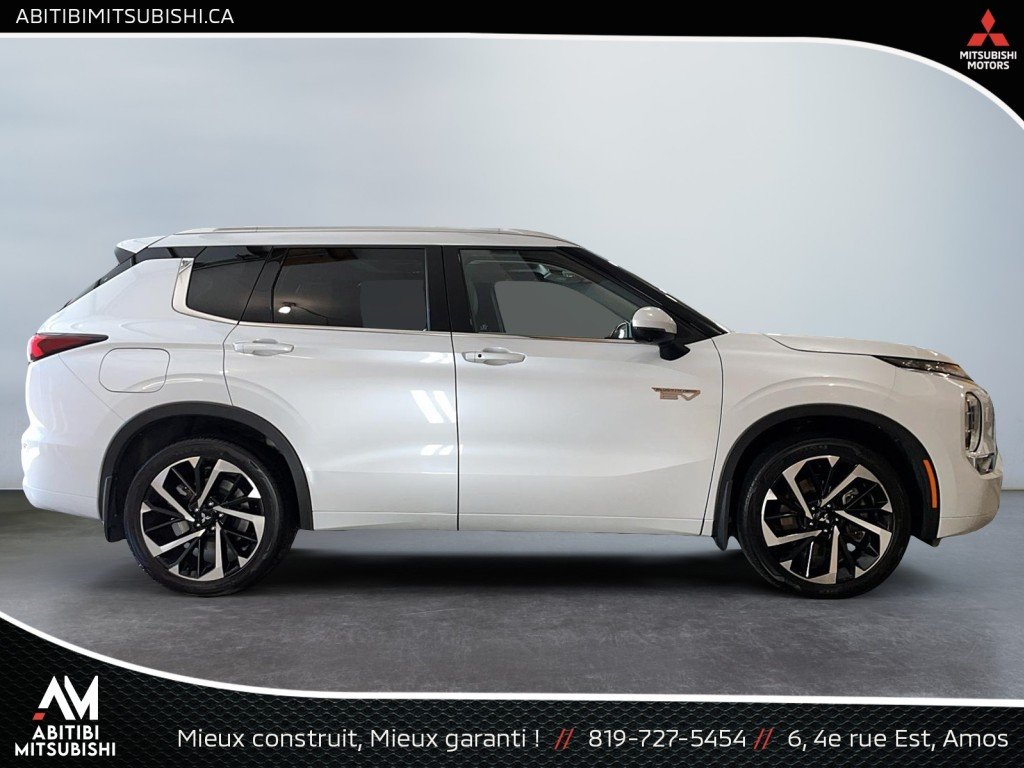 2023 Mitsubishi Outlander Plug-In Hybrid White Amos - photo #7