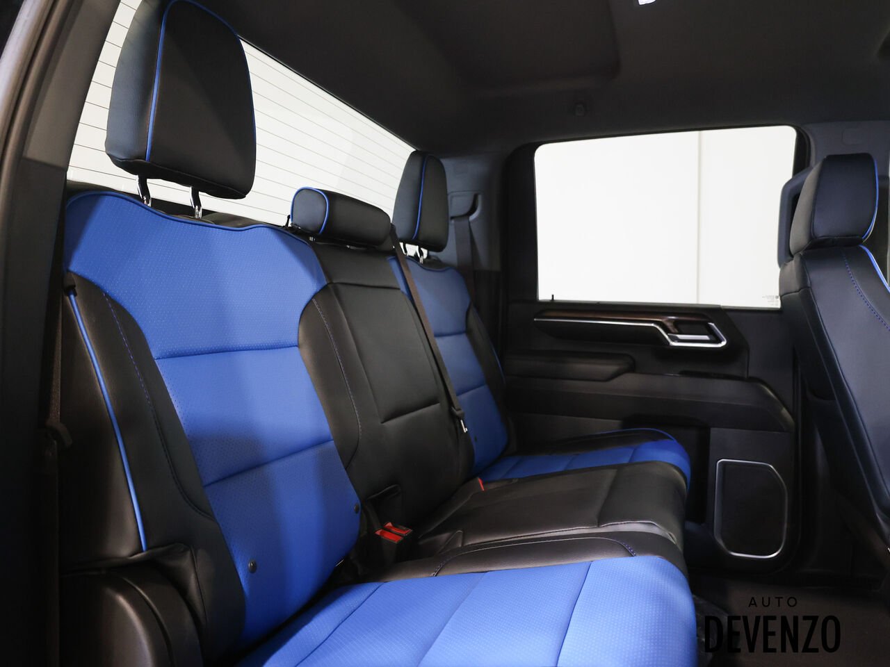 2024 Chevrolet Silverado 3500HD Black Saint-Eustache - photo #7