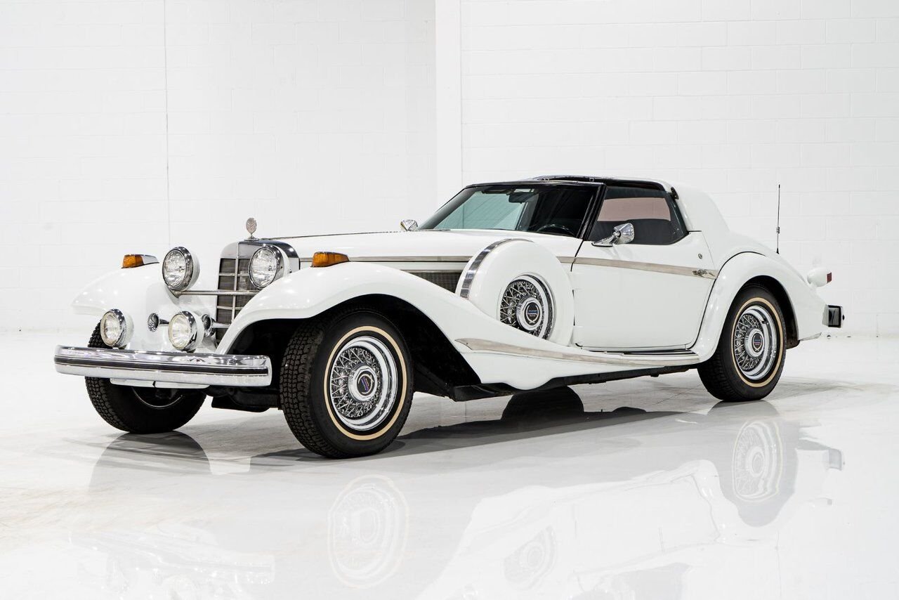 Phillips Motor Car Berlina Coupe Only 1 of 78 produced. Very rare | PRIX EN USD 1981 Blanc Montréal - photo #25