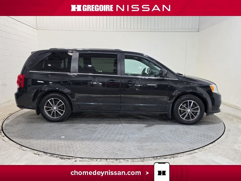 2017 Dodge GR Caravan Black Saint-Eustache - photo #10