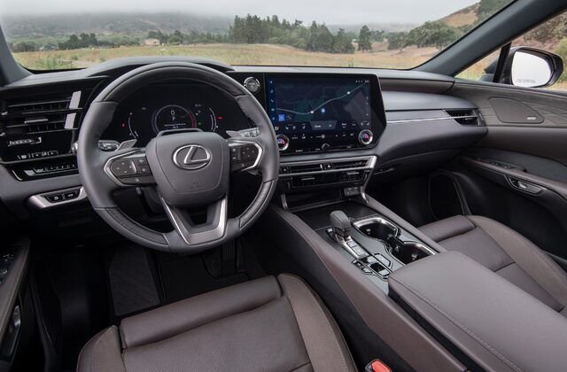 2024 Lexus RX350 Grey Saint-Eustache - photo #1