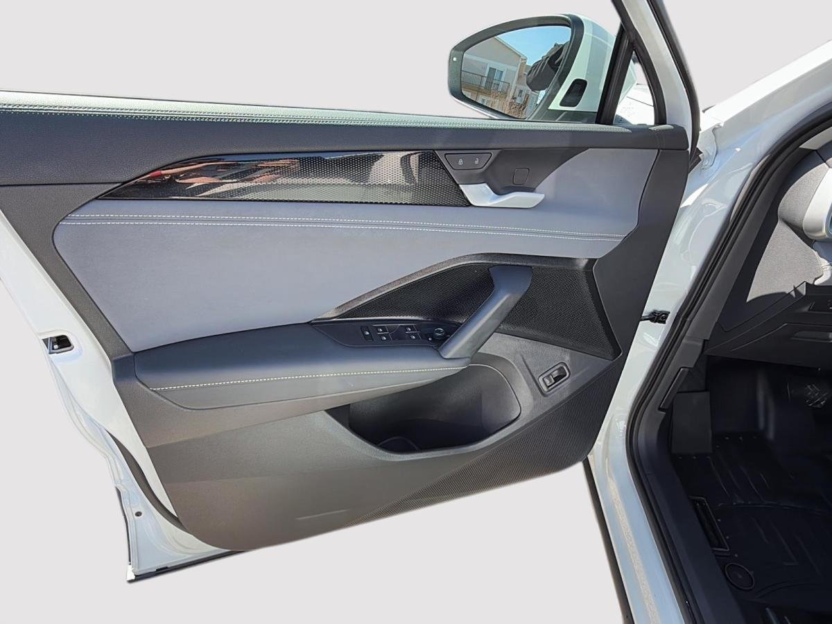 Volkswagen Tiguan 2025 Blanc Rouyn-Noranda - photo #10