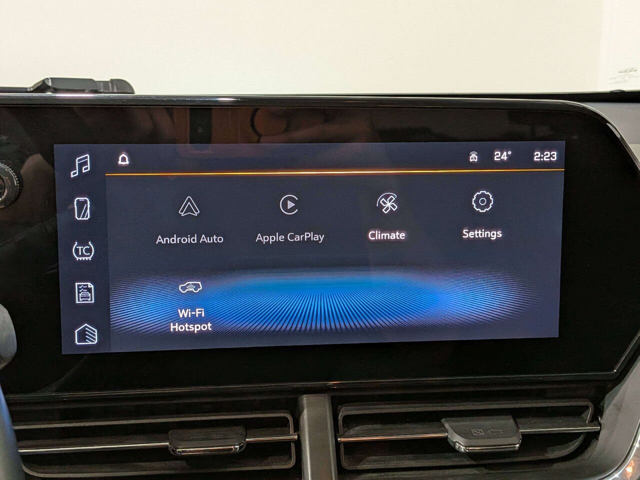 2025 Chevrolet Trax FWD 4dr LT Grey Val-David - photo #20